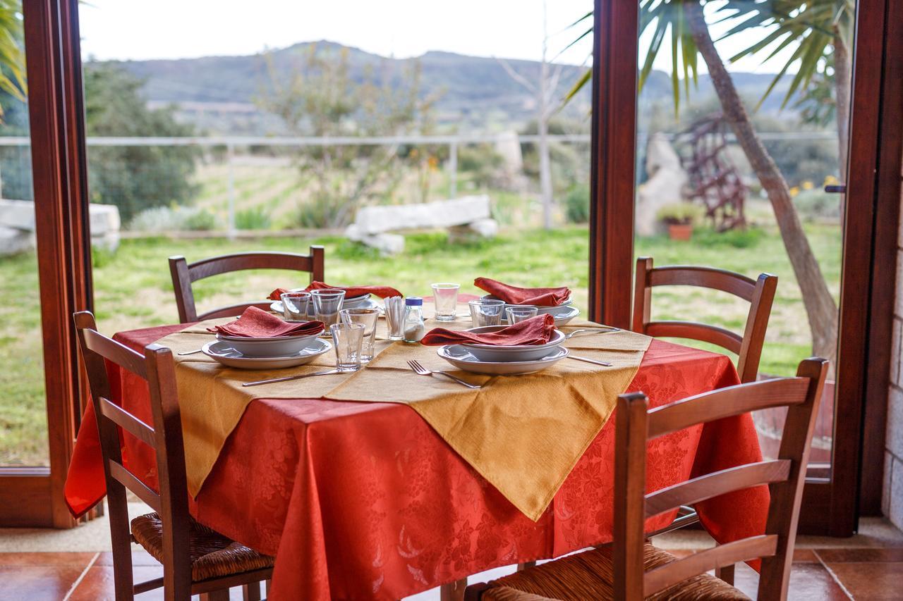 Agriturismo Su Solianu Bari Sardo Bagian luar foto